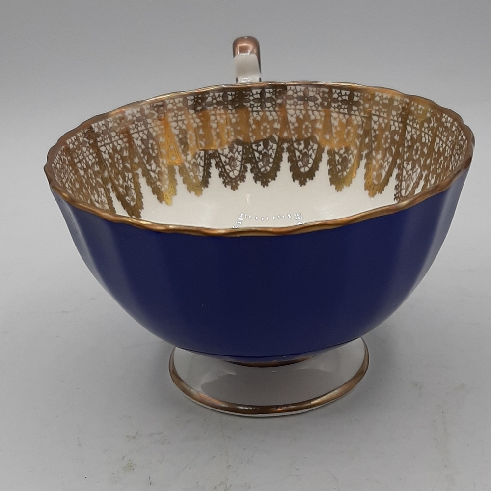 Vintage Aynsley Bone China Tea Cup and Saucer Cobalt Blue and Gold 2469 - Picture 6 of 10